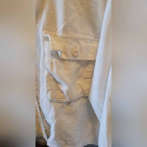 American Eagle soft white 100% cotton button-up denim look jacket. Women's XL - Picture 5 of 6